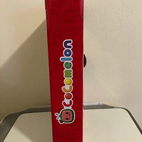 CocoMelon Sing and Learn Laptop - Picture 6 of 6